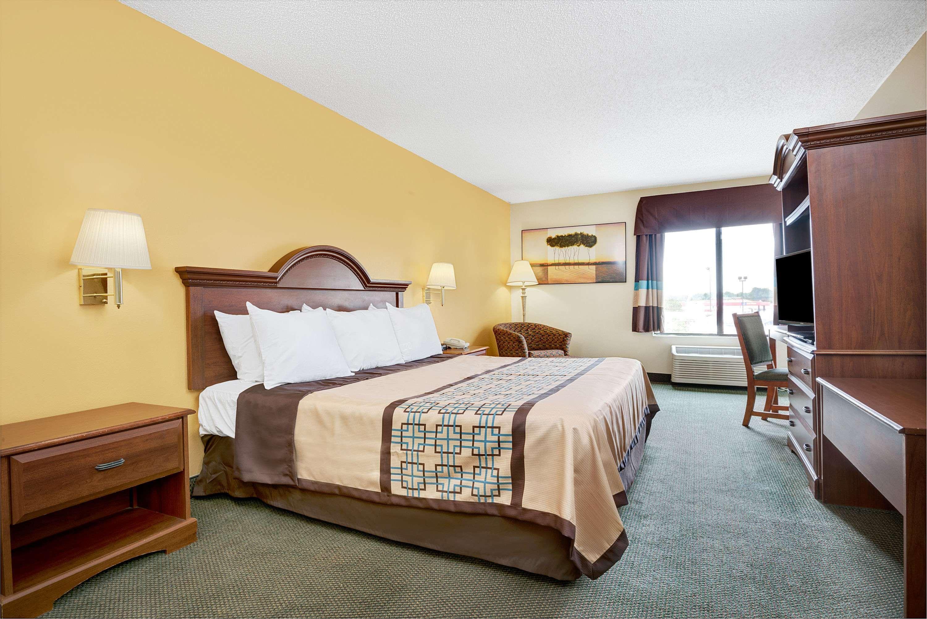 Days Inn By Wyndham Burlington East Haw River Exterior foto