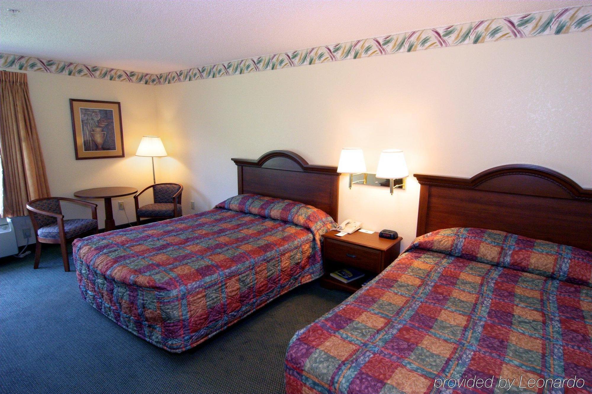 Days Inn By Wyndham Burlington East Haw River Habitación foto